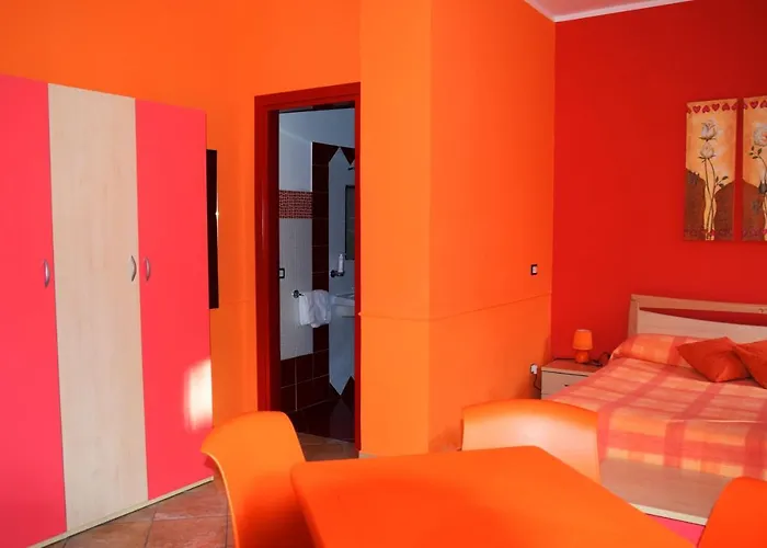 Al Chiaro Di Luna Alojamento de Acomodação e Pequeno-almoço Paola