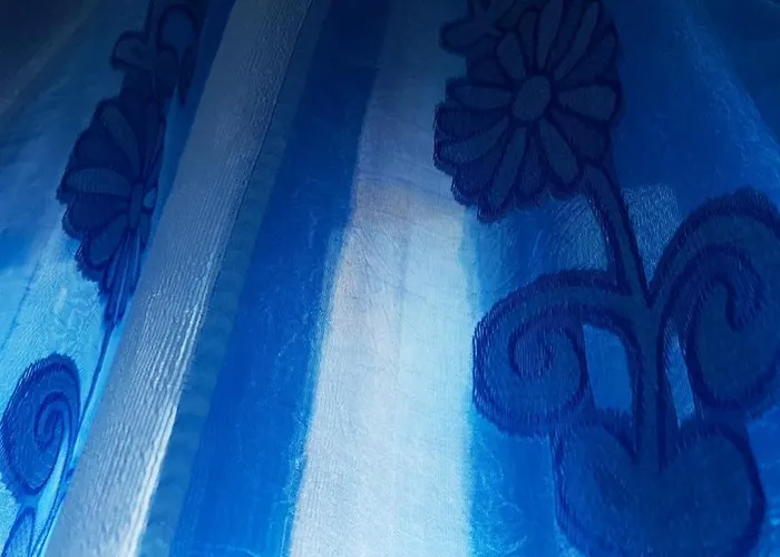 Al Chiaro Di Luna 3*