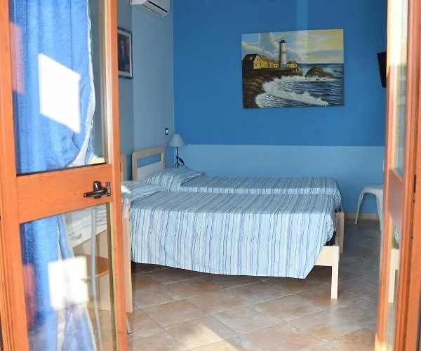 Alojamento de Acomodação e Pequeno-almoço Al Chiaro Di Luna