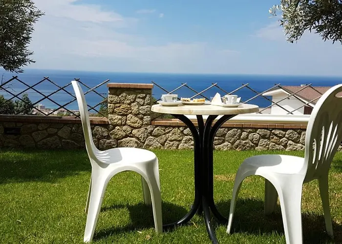 Al Chiaro Di Luna 3* Paola