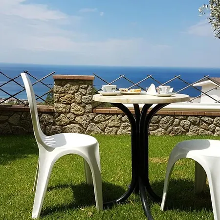 Al Chiaro Di Luna 3* Paola