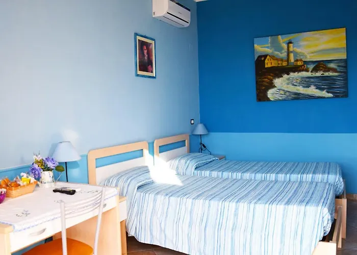 Al Chiaro Di Luna 住宿加早餐酒店