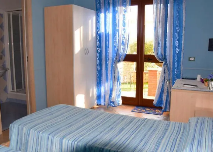 Al Chiaro Di Luna 住宿加早餐酒店 3*