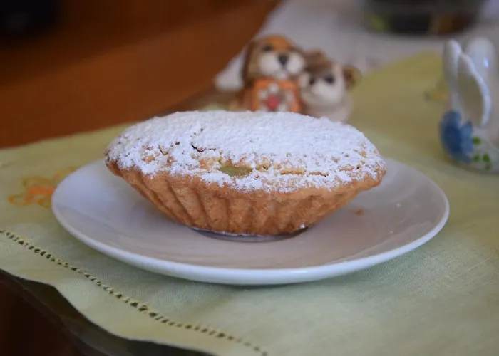 Al Chiaro Di Luna 3*